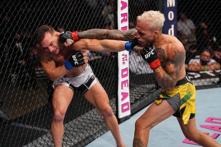 UFC 262: Charles do Bronx conquista cinturão!