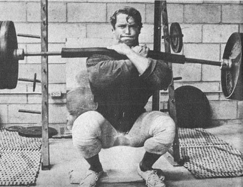 3 Ways To Perform The Front Squat, And Which One Is The best For