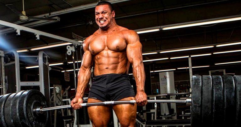 Larry wheels сколько лет