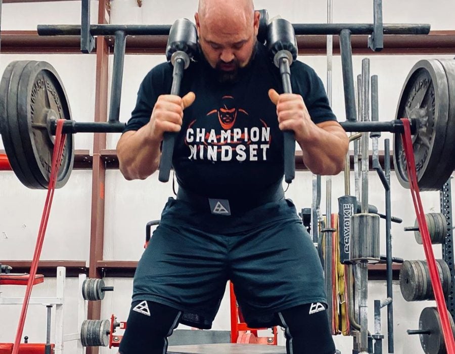 Strong Like Shaw Strongman Brian Shaw s Chest and Shoulder Workout