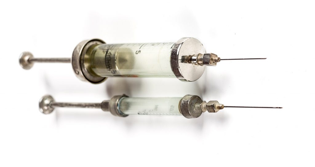 peptides vs steroids