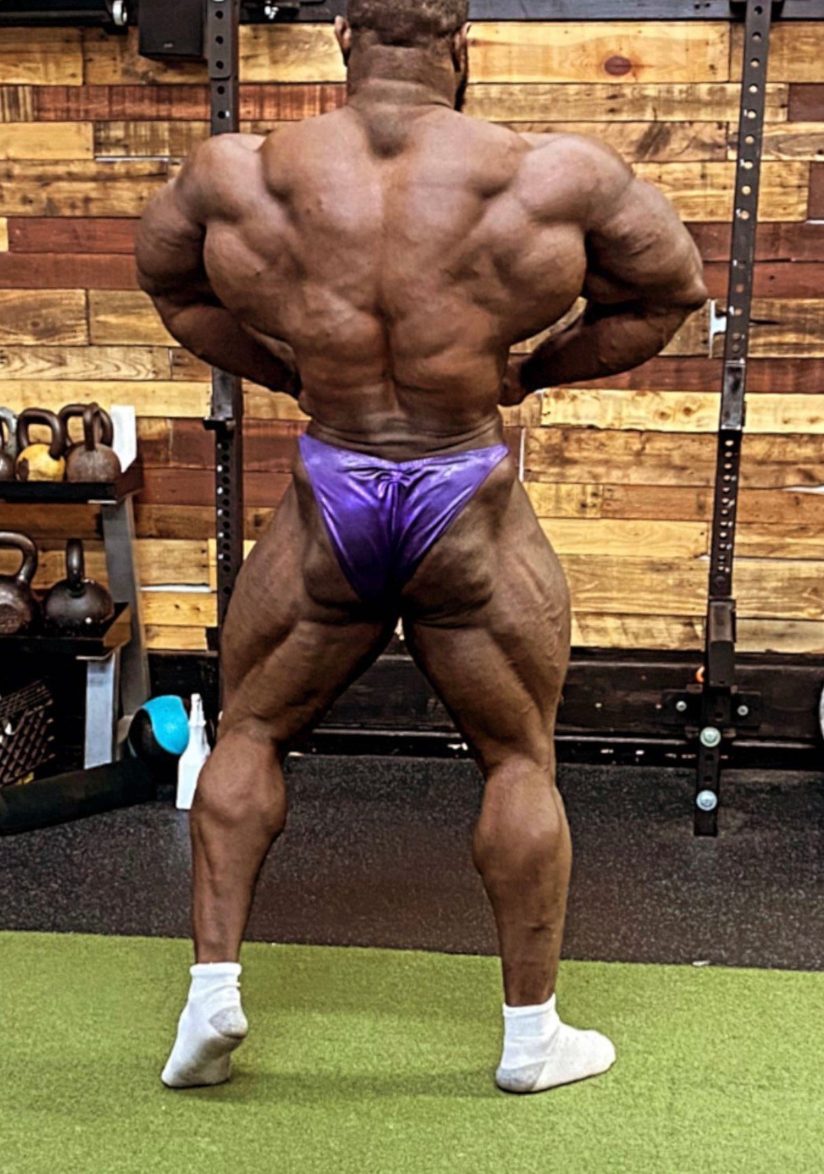 Akim Williams Looks Incredible as He Reaches a New Level of Gains