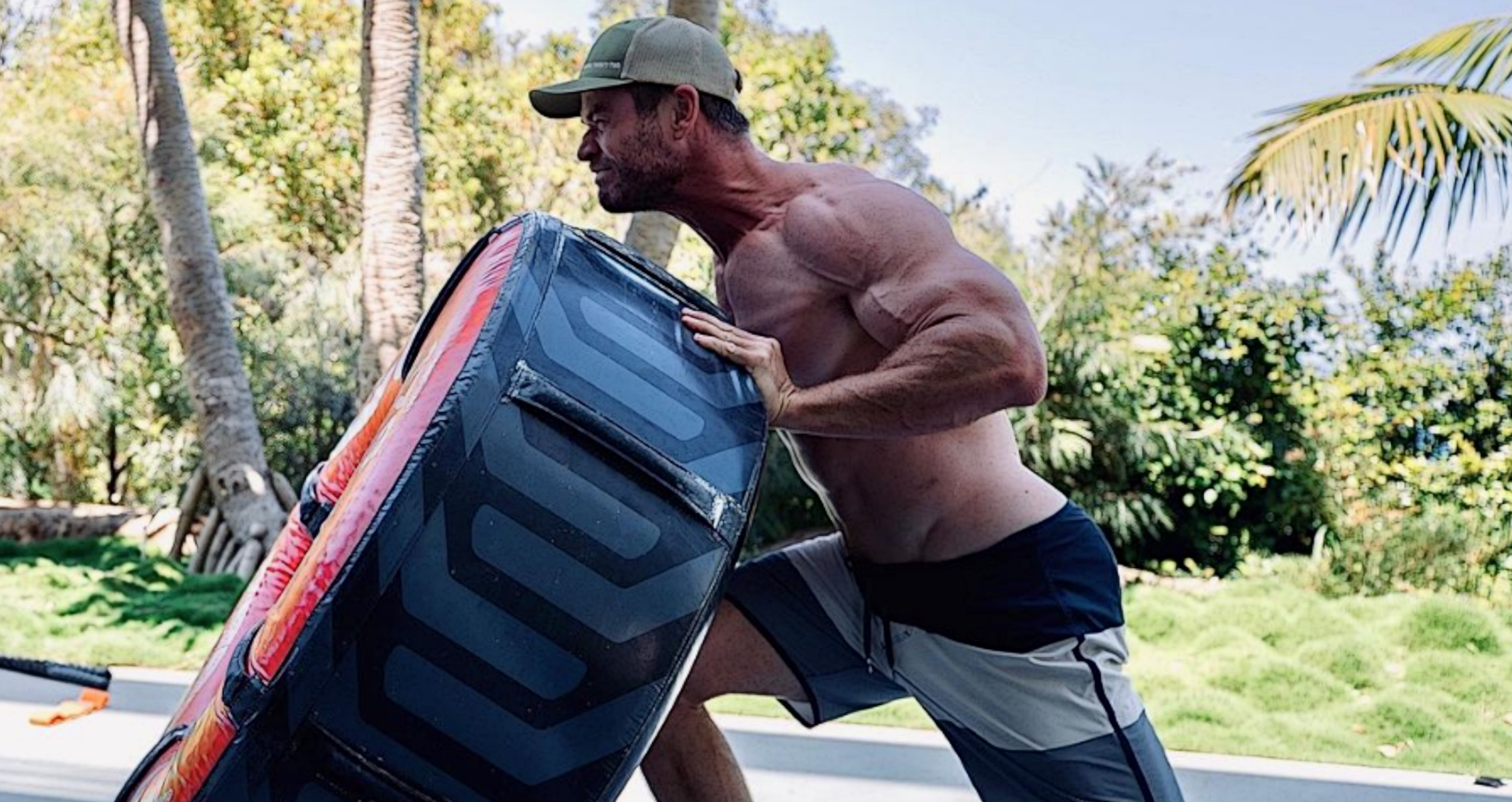 Chris Hemsworth Shares Insane 10 Minute Upper Body Workout To Add Muscle