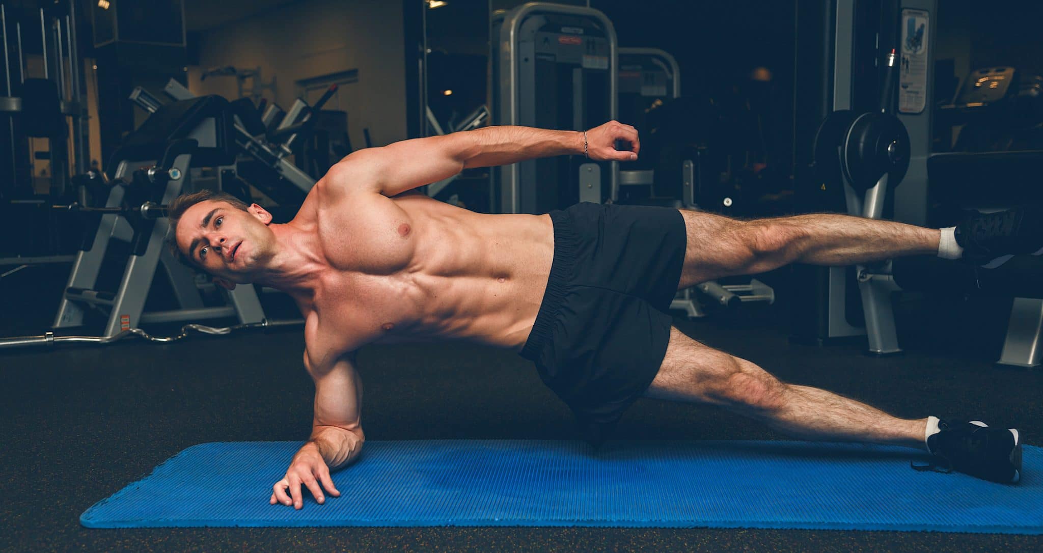 The Eight Best Bodyweight Exercises For Shoulders