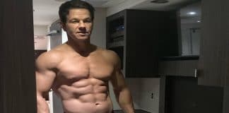 Mark Wahlberg abs