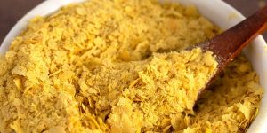 flakes-of-yellow-nutritional-yeast-a-cheese-royalty-free-image-1095512218-1556911612-300x150.jpg