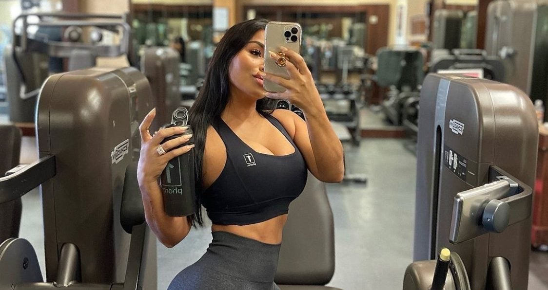 Dolly Castro