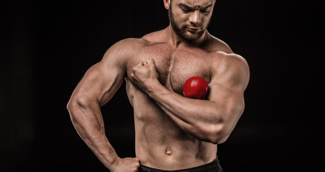 Di man. Голый мужик с яблоком в руке. Apple with Arm.