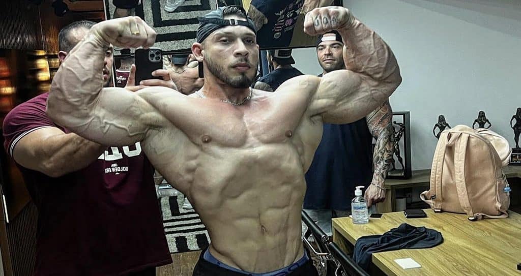 Ramon Queiroz Shares Physique Update At 251lbs During Prep For 2023 Olympia