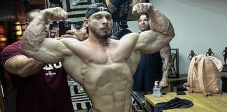 ramon rocha queiroz ghd back extension during back workout