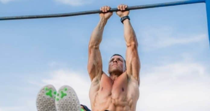 narrow grip pull ups and chin ups