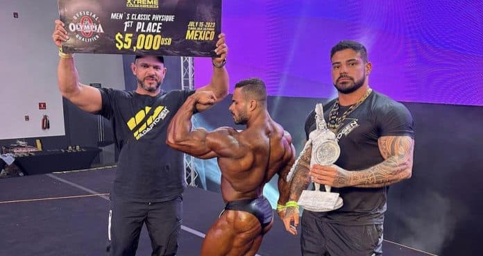 Bodybuilder Jay Cutler's Physique Looks Stage-Worthy at 49, But Don't  Expect a Masters Olympia Comeback