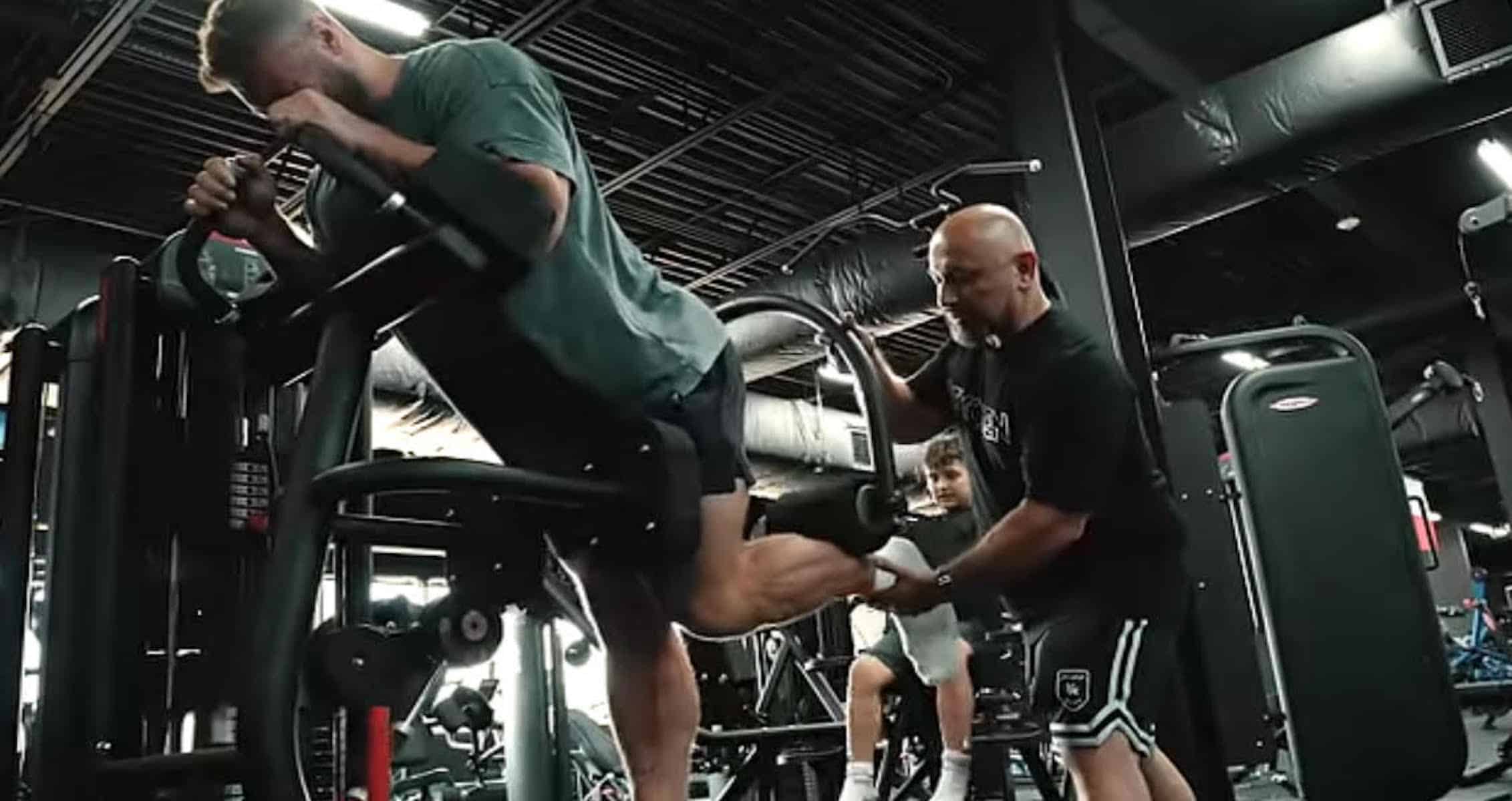 Hany Rambod guides Chris Bumstead through leg training ahead of the 2024 Olympic tournaments