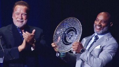Dexter Jackson Receives Lifetime Achievement Award at 2026 Arnold Classic
