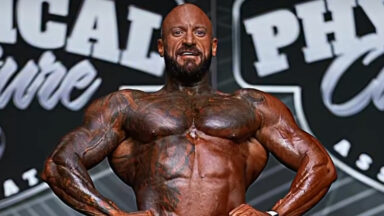 Bodybuilder Dies After Collapsing on Stage